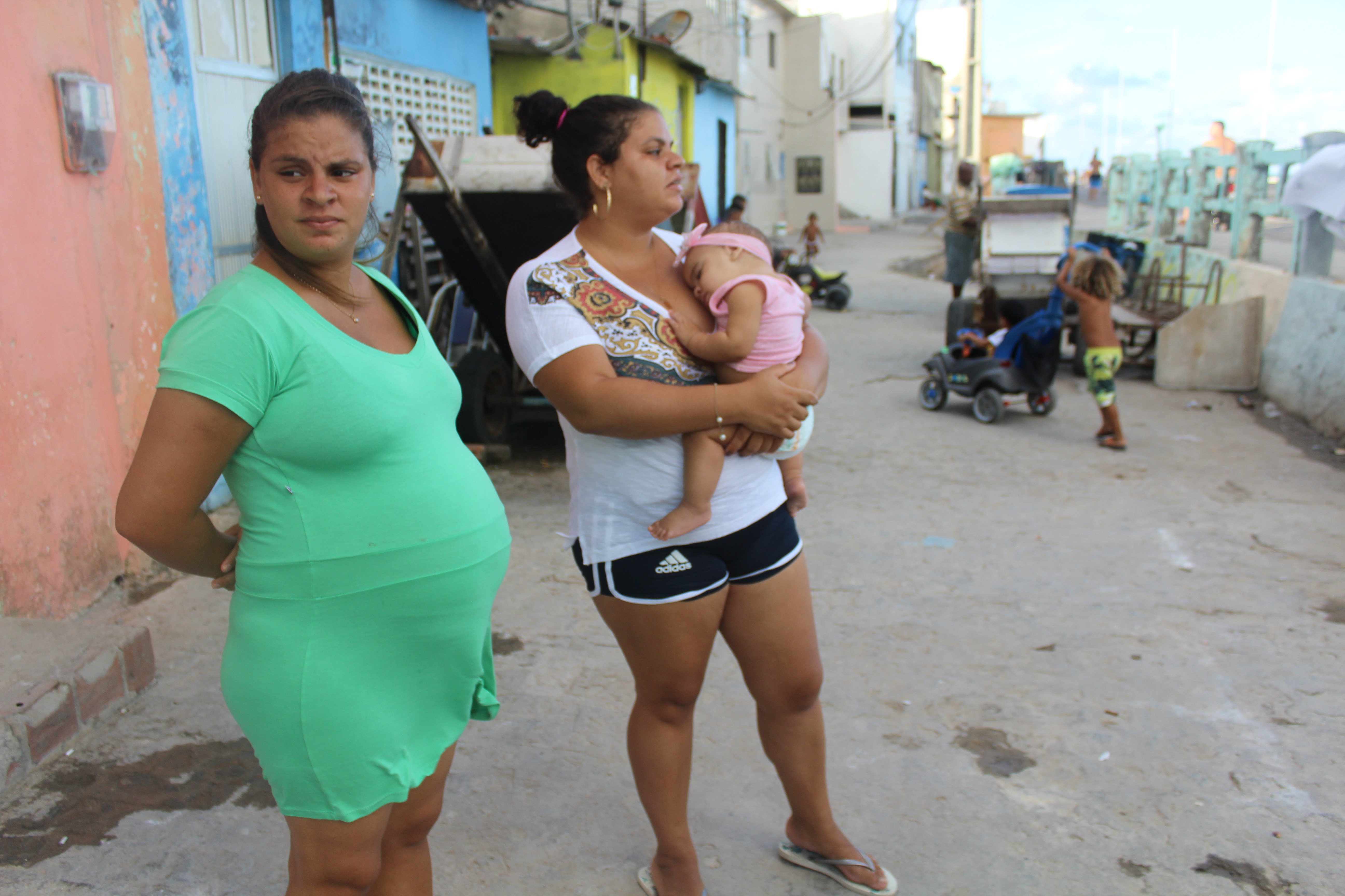 Luana Luiza Silva dos Santos, left, with sister Luciana Luiza Silva dos Santos. Both question the link between Zika and microcephaly.